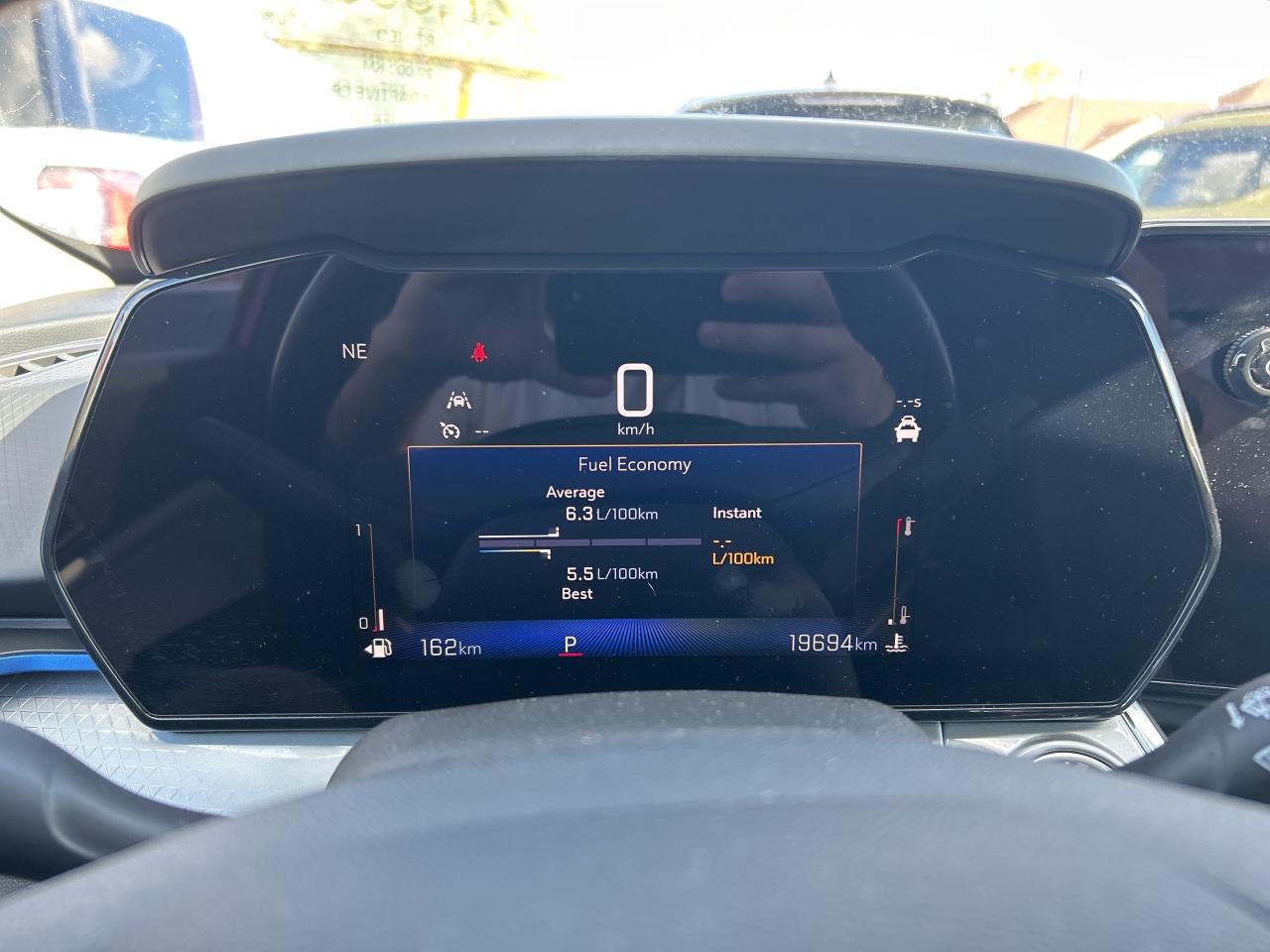 2024 Chevrolet Trax LT, SUNROOF, LOW KMS, REMOTE START, BACK UP CAMERA Photo