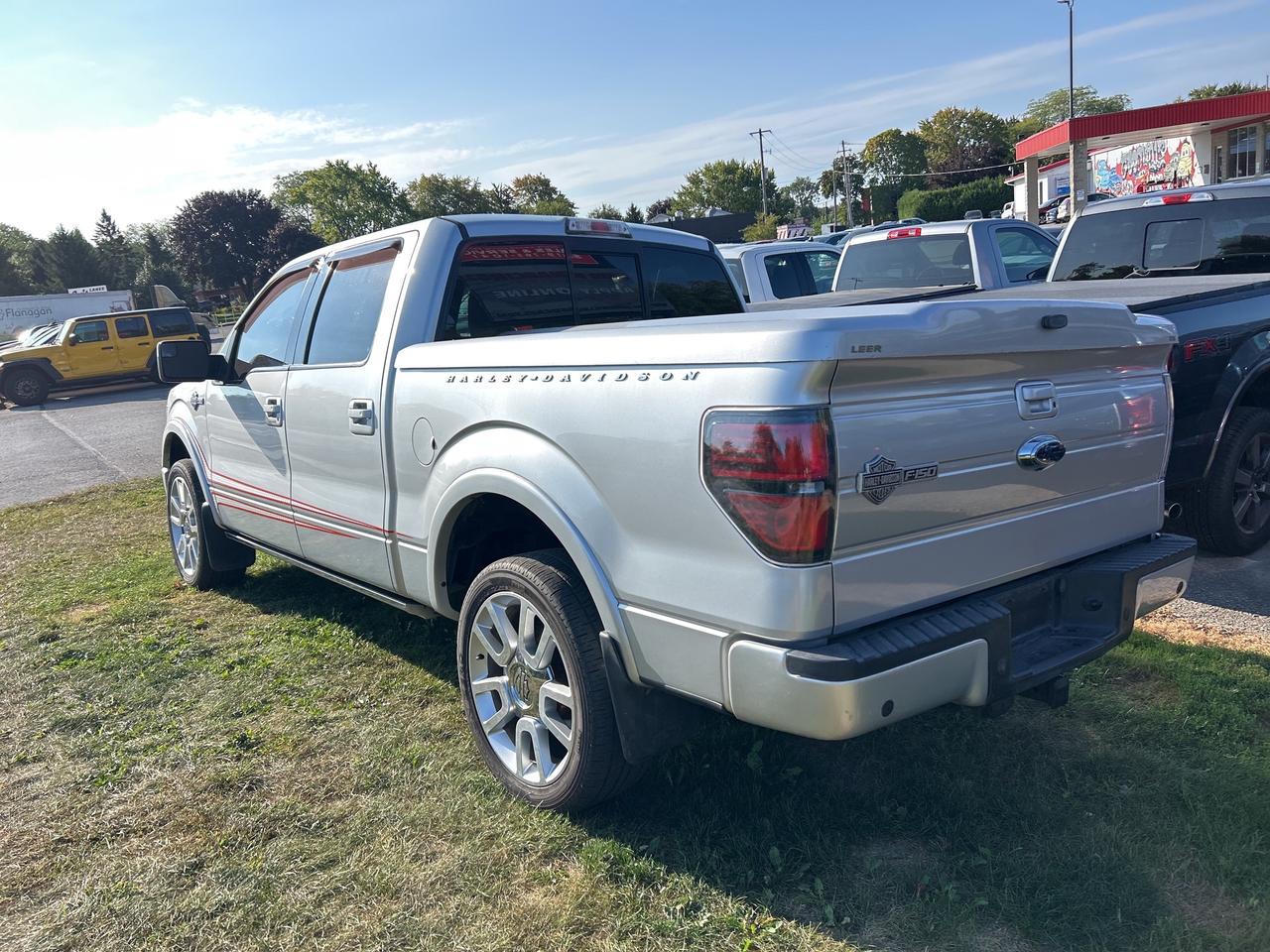 2011 Ford F-150 HARLEY EDITION, CLEAN CARFAX, ONLY 89 000KMS! Photo