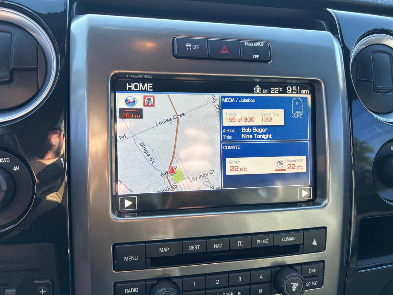 2011 Ford F-150 HARLEY EDITION, CLEAN CARFAX, ONLY 89 000KMS! Photo