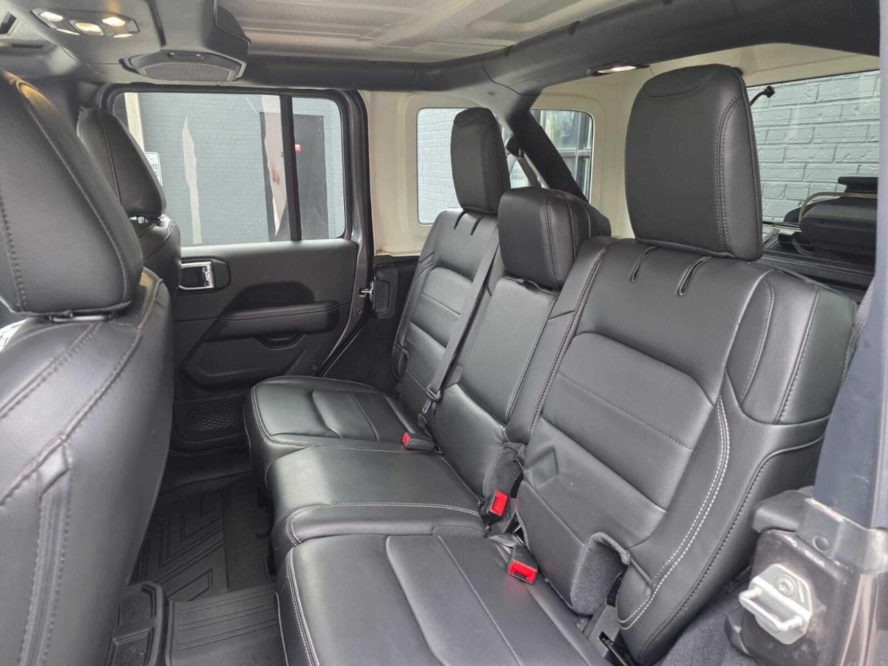 2022 Jeep Wrangler Unlimited Sahara 4X4 Photo