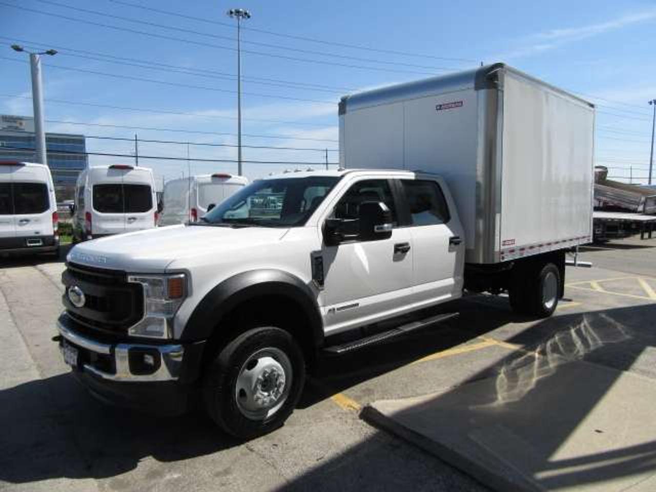 2021 Ford F-550 CREW CAB 4X4 DIESEL NEW 12FT BOX Photo