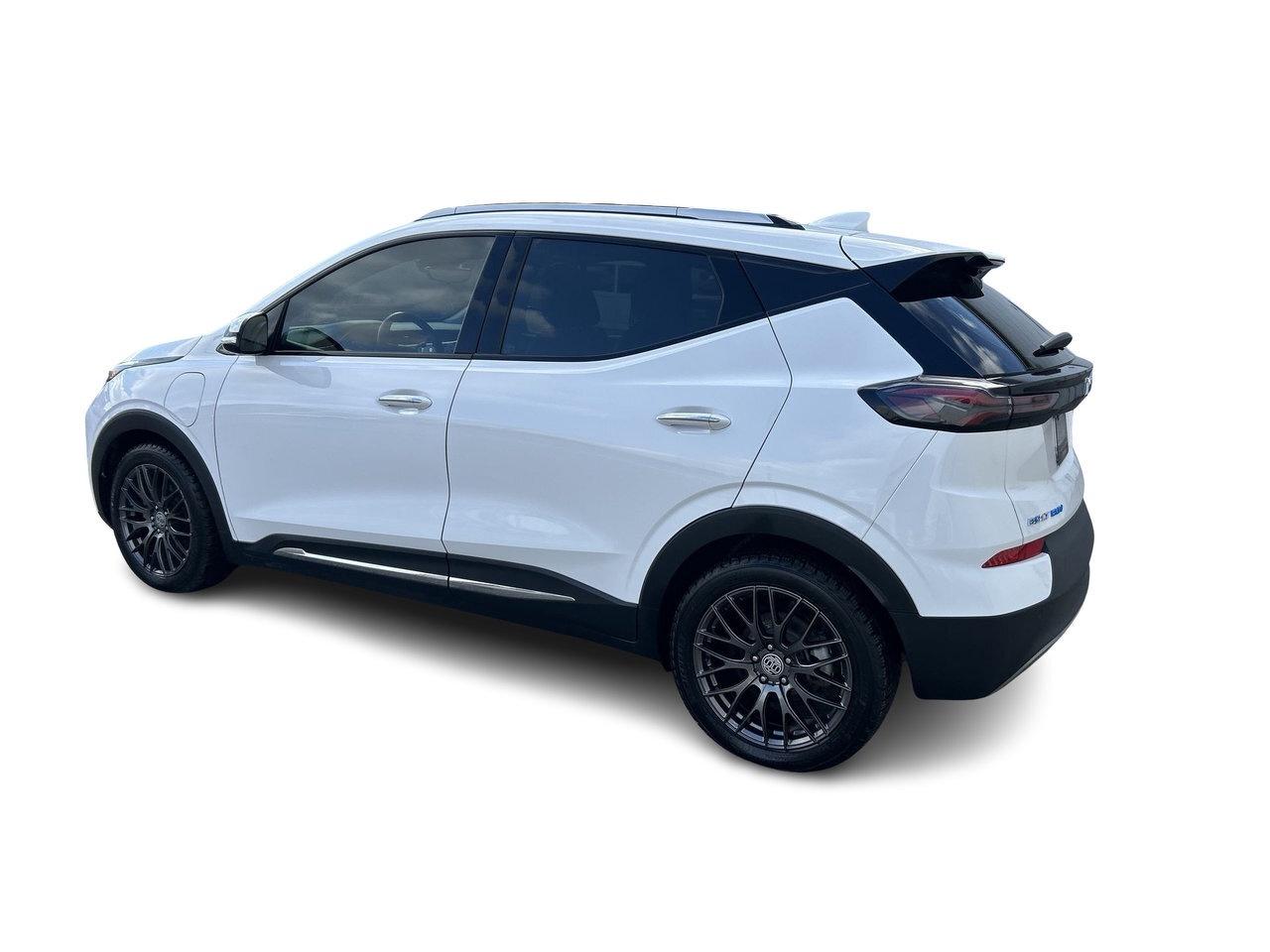 2022 Chevrolet Bolt EUV Premier BOSE Panoramic Sunroof Navigation Winter T Photo