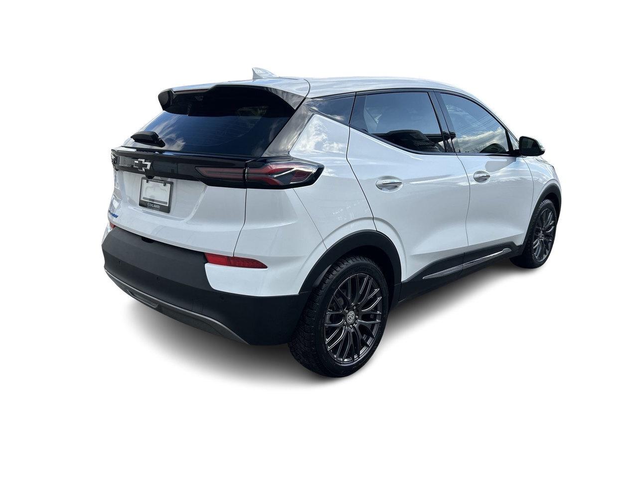 2022 Chevrolet Bolt EUV Premier BOSE Panoramic Sunroof Navigation Winter T Photo