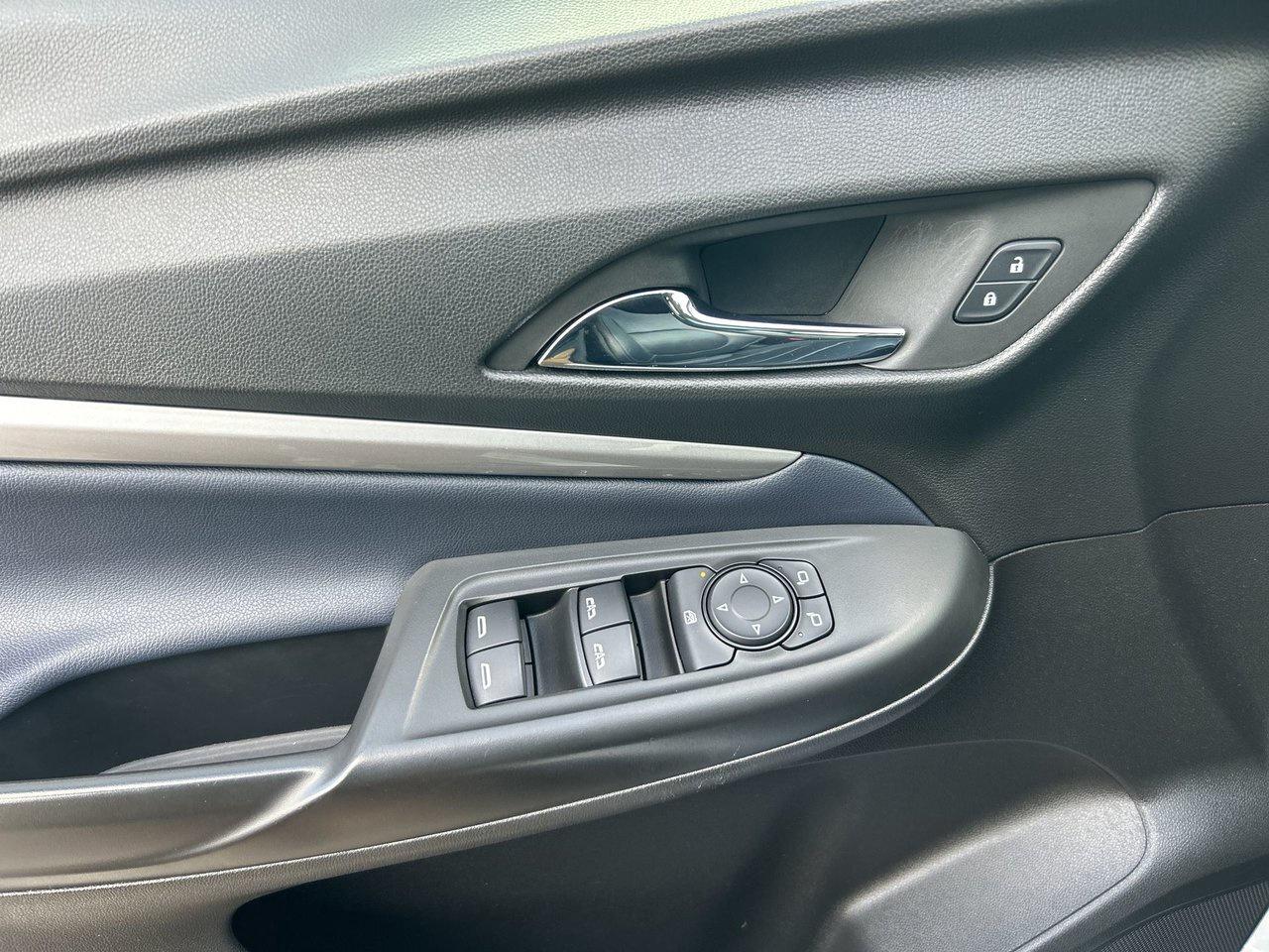 2022 Chevrolet Bolt EUV Premier BOSE Panoramic Sunroof Navigation Winter T Photo