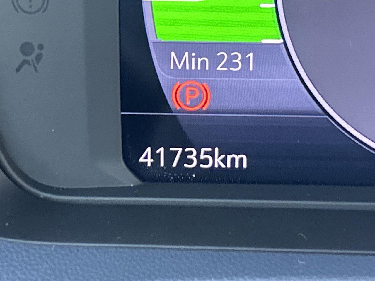 2022 Chevrolet Bolt EUV Premier BOSE Panoramic Sunroof Navigation Winter T Photo