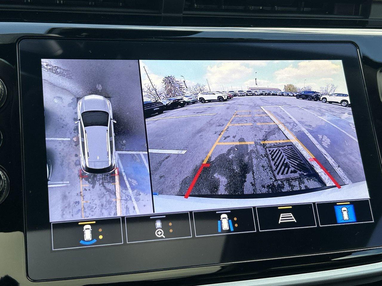 2022 Chevrolet Bolt EUV Premier BOSE Panoramic Sunroof Navigation Winter T Photo