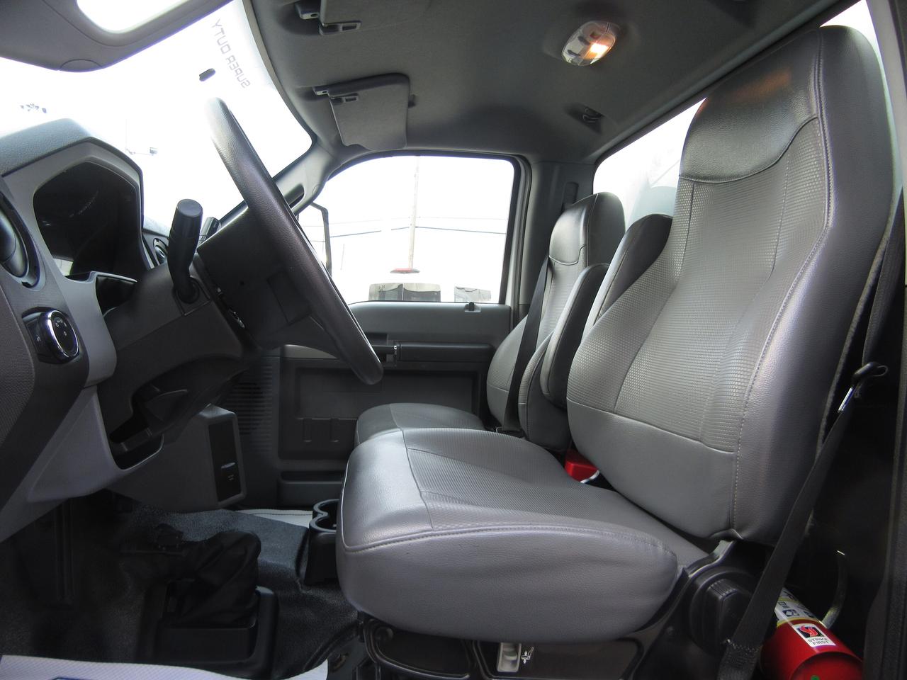 2022 Ford FordF_650 20FT HIGH & WIDE BOX POWER LIFTGATE Photo