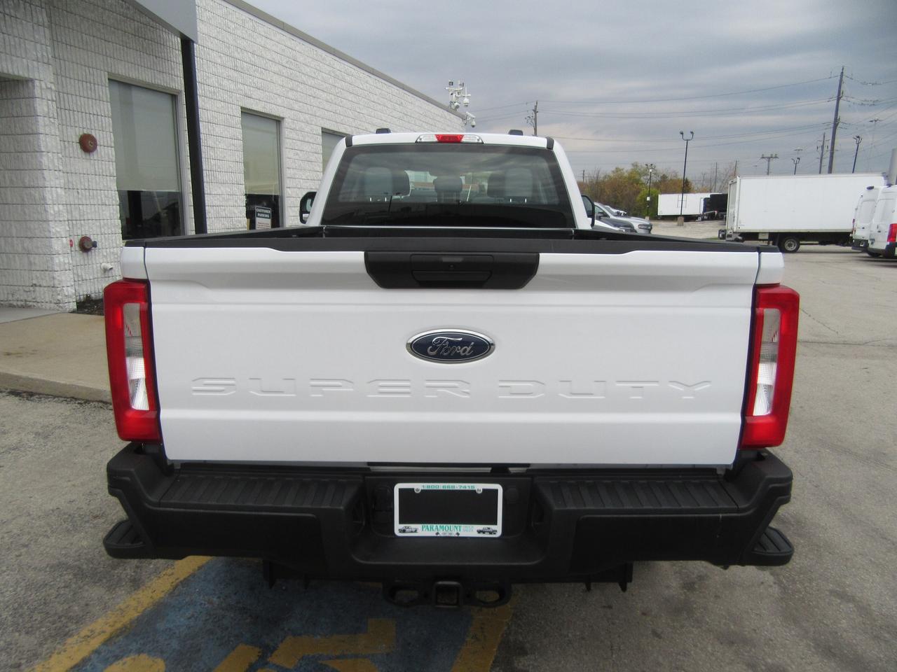 2024 Ford F-250 CREW CAB 4X4 8FT LONG BOX Photo3