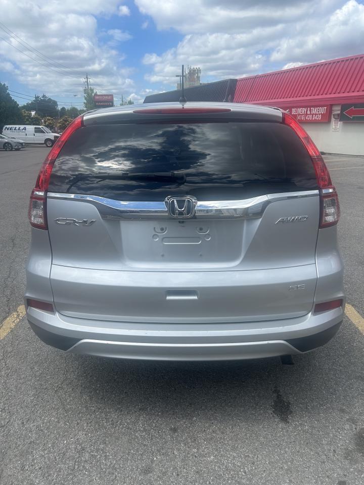 2015 Honda CR-V Awd 5dr Se Photo3