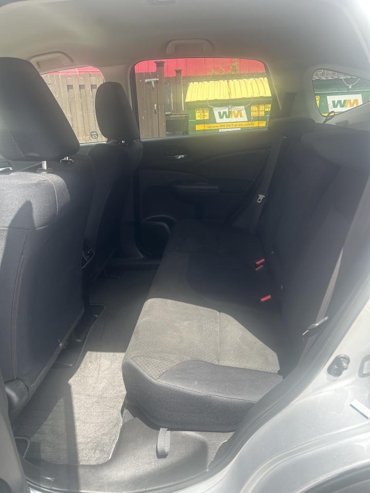 2015 Honda CR-V Awd 5dr Se Photo