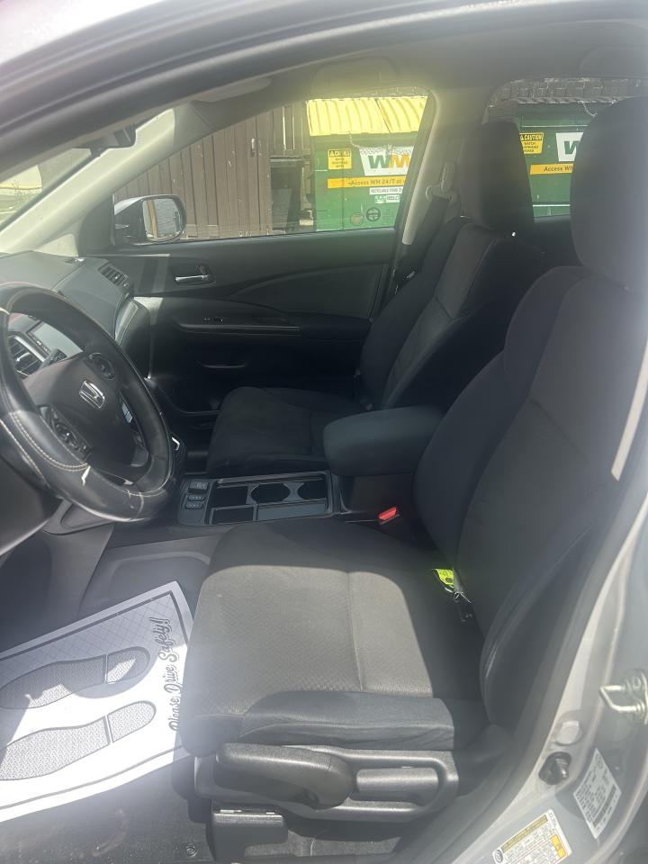 2015 Honda CR-V Awd 5dr Se Photo