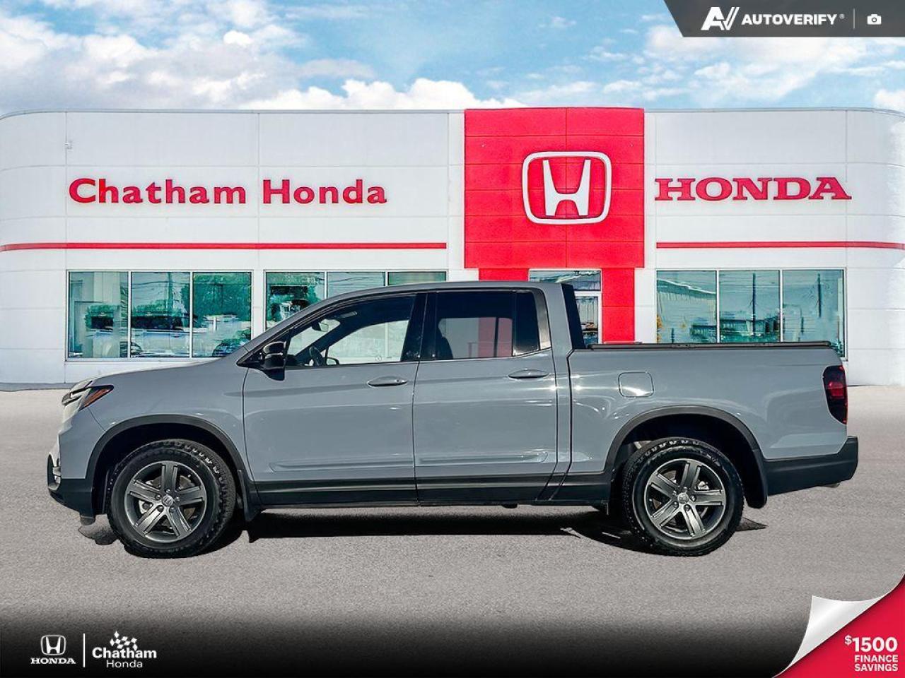 2025 Honda Ridgeline Black Edition AWD One Owner! No Accidents! Low kms Photo2