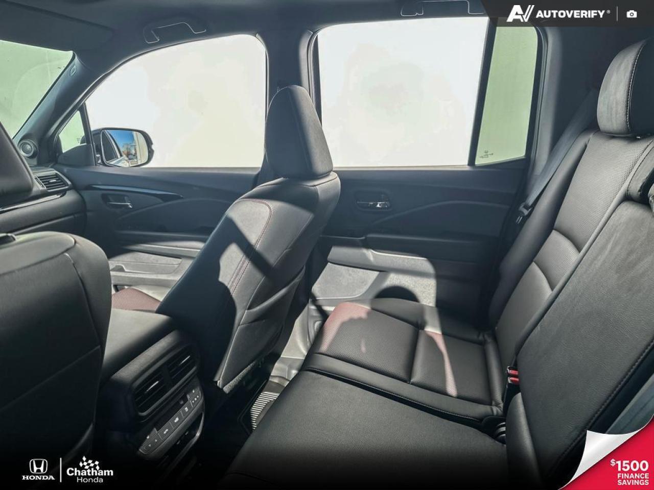 2025 Honda Ridgeline Black Edition AWD One Owner! No Accidents! Low kms Photo