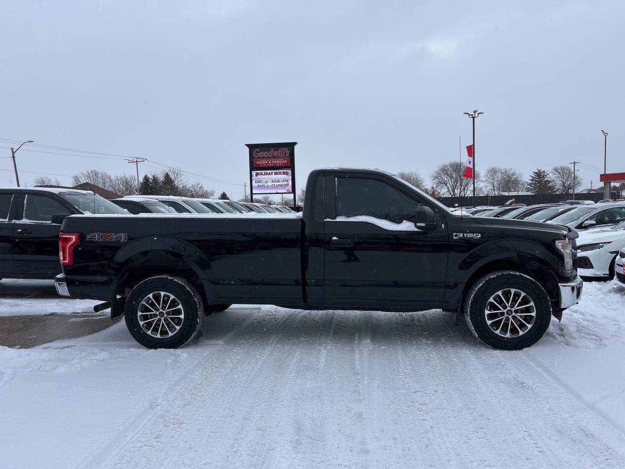 2016 Ford F-150 XLT, REG CAB 4X4, 8 FT BOX, BACK UP CAMERA! Photo4