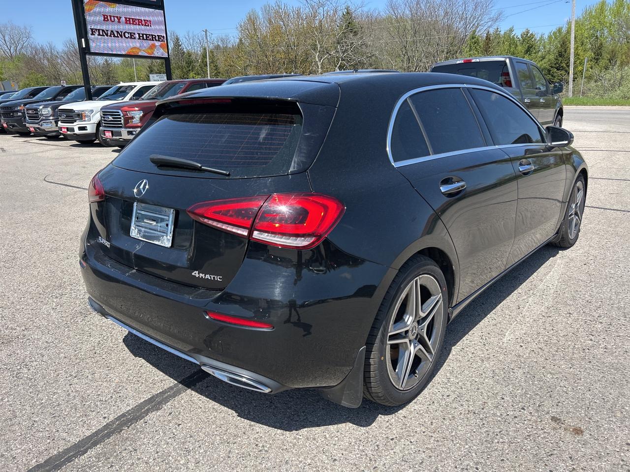 2019 Mercedes-Benz A-Class A 250 4MATIC, LEATHER, SUNROOF, BACK UP CAMERA! Photo