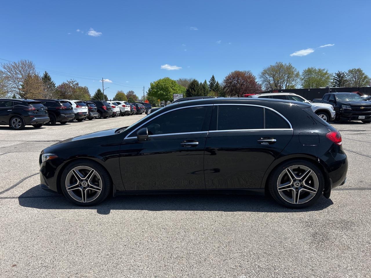 2019 Mercedes-Benz A-Class A 250 4MATIC, LEATHER, SUNROOF, BACK UP CAMERA! Photo