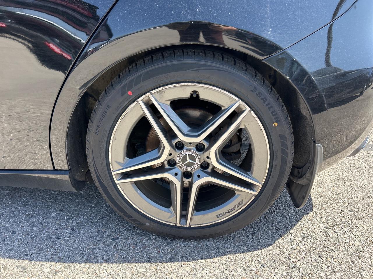 2019 Mercedes-Benz A-Class A 250 4MATIC, LEATHER, SUNROOF, BACK UP CAMERA! Photo