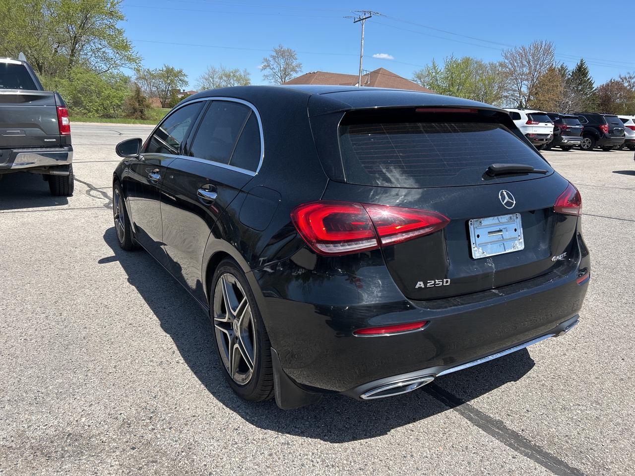 2019 Mercedes-Benz A-Class A 250 4MATIC, LEATHER, SUNROOF, BACK UP CAMERA! Photo