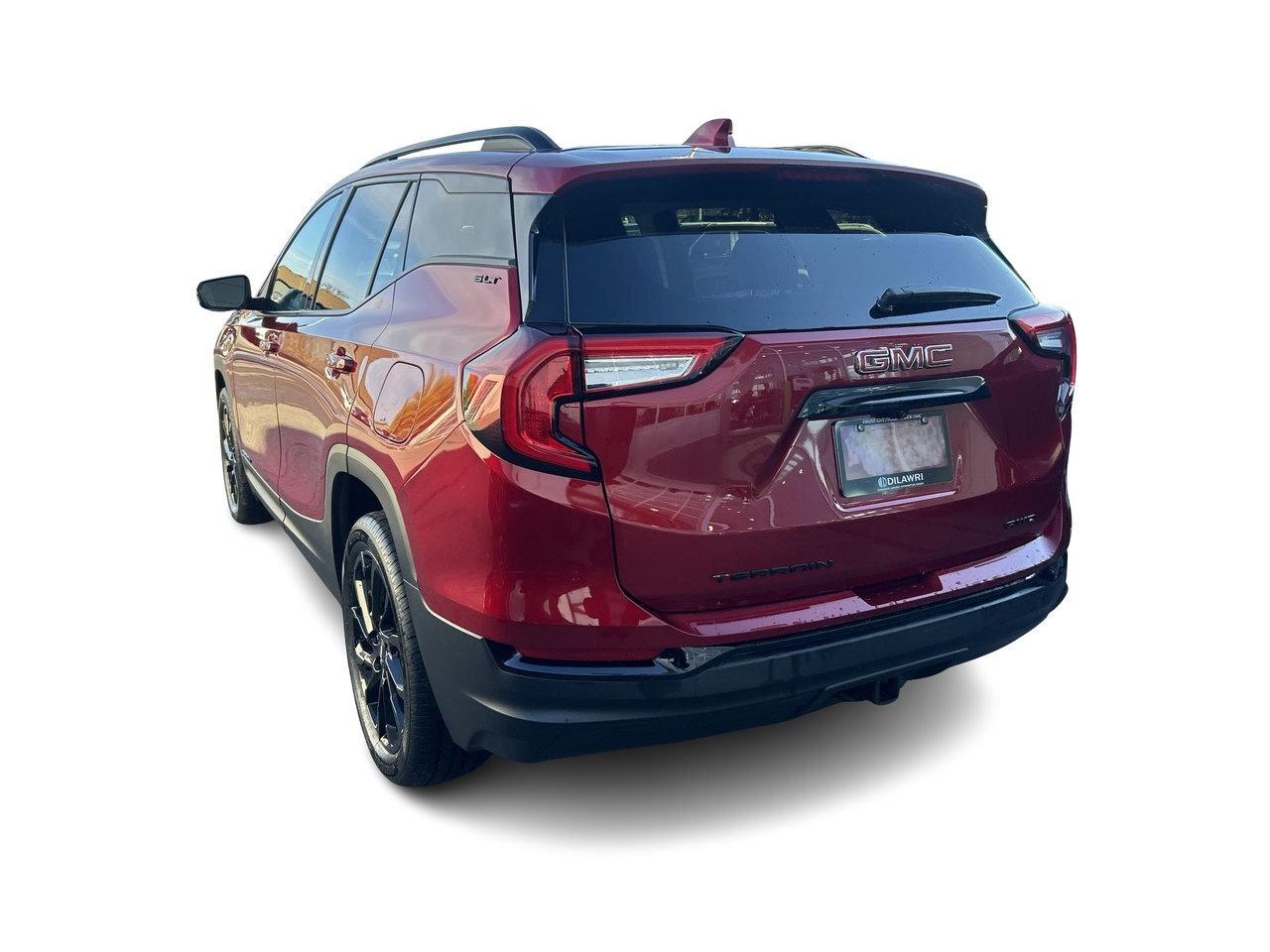 2024 GMC Terrain AWD SLT Leather BOSE Panoramic Sunroof Navigation Photo