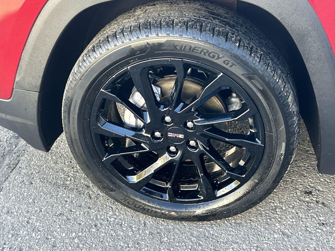 2024 GMC Terrain AWD SLT Leather BOSE Panoramic Sunroof Navigation Photo