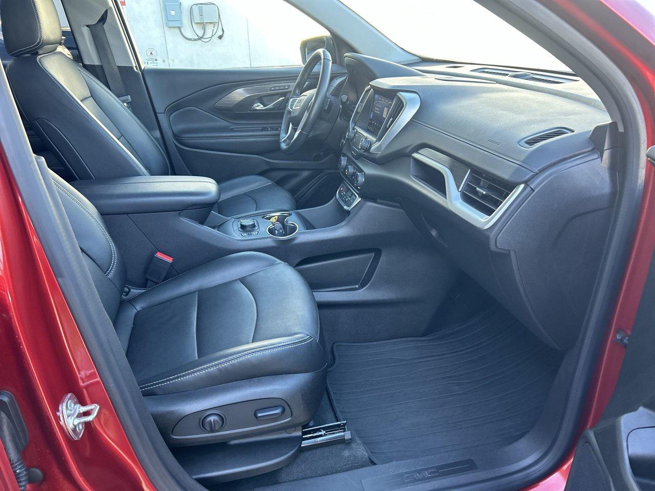 2024 GMC Terrain AWD SLT Leather BOSE Panoramic Sunroof Navigation Photo