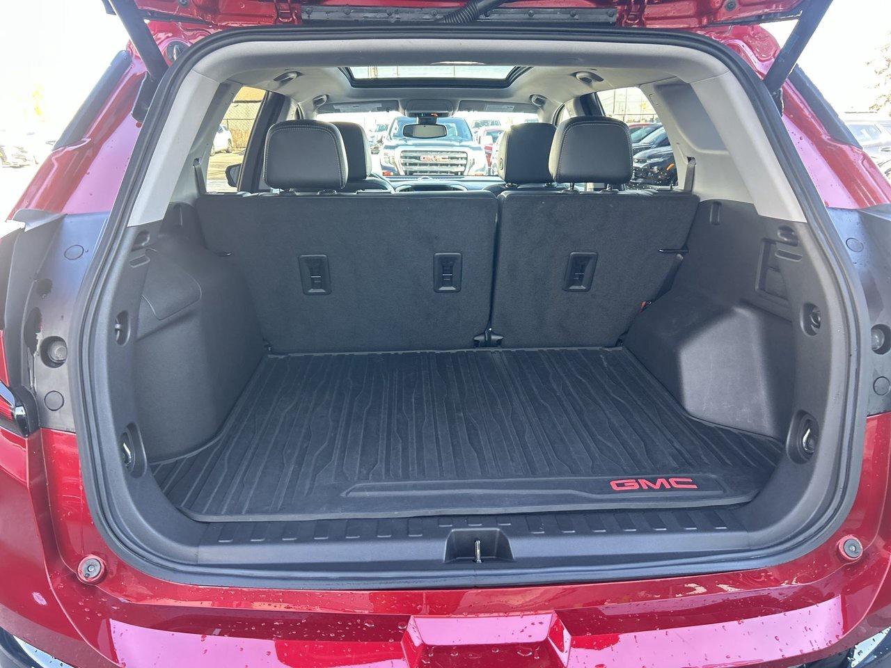 2024 GMC Terrain AWD SLT Leather BOSE Panoramic Sunroof Navigation Photo