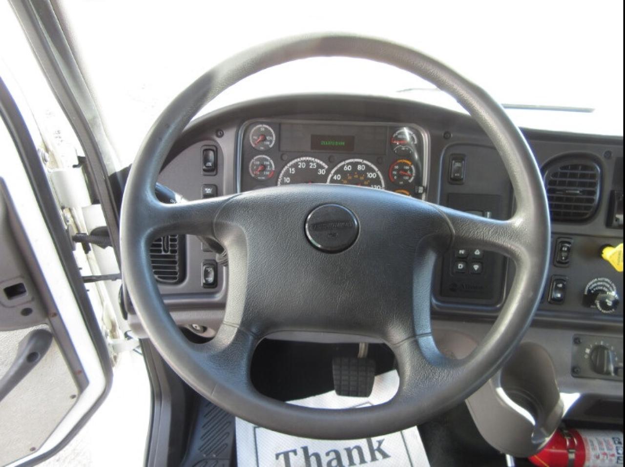 2018 Freightliner M2-106 DIESEL TANDEM AXLE CAB & CHASIS Photo