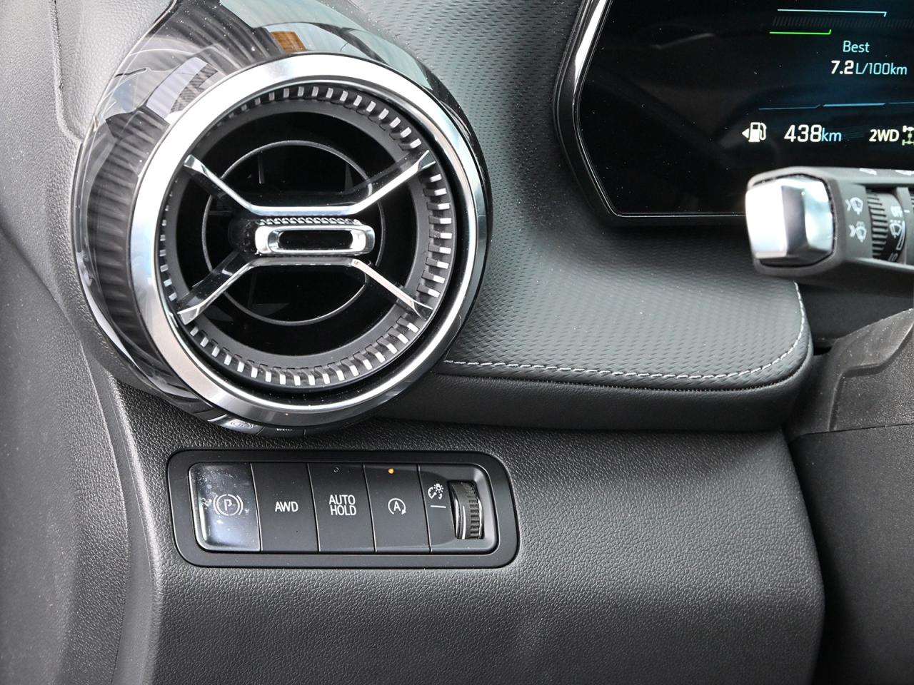 2025 Chevrolet Equinox LT AWD ~Nav ~Heated Seats ~Bluetooth ~Backup Cam Photo