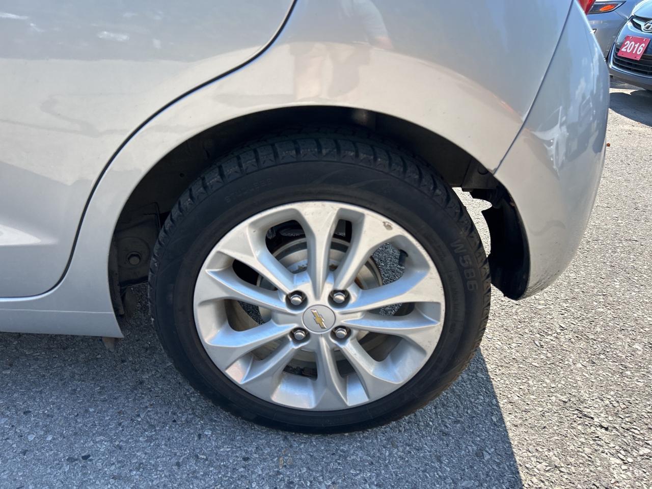 2021 Chevrolet Spark 1LT, CLEAN CARFAX, BACK UP CAMERA! Photo