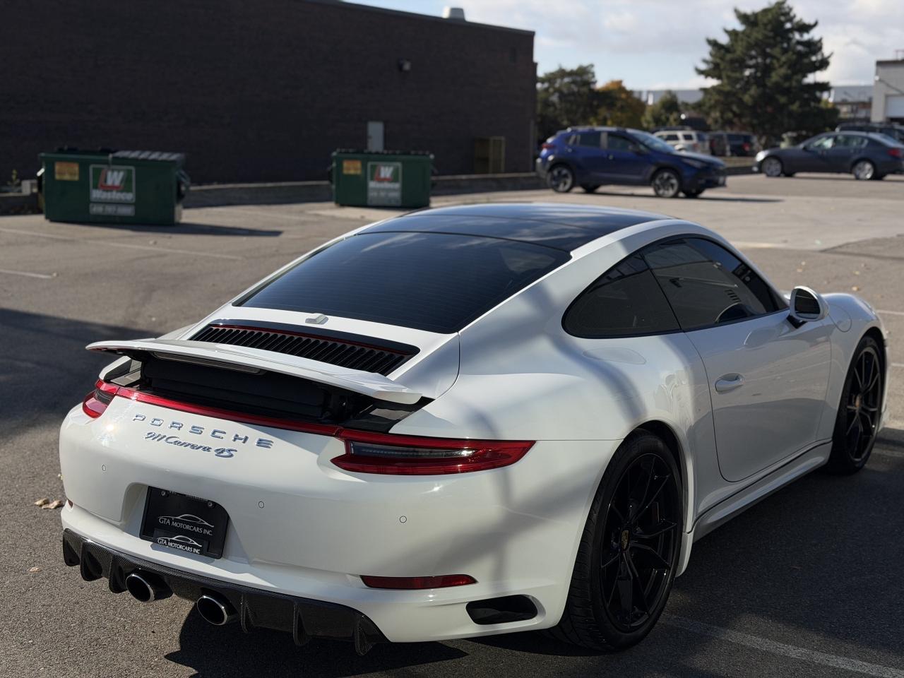 2017 Porsche 911 2dr Cpe Carrera 4S Photo