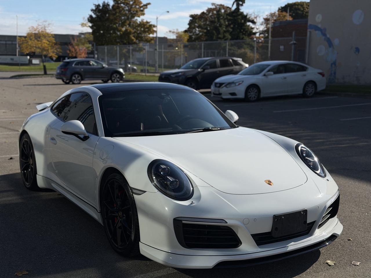 2017 Porsche 911 2dr Cpe Carrera 4S Photo