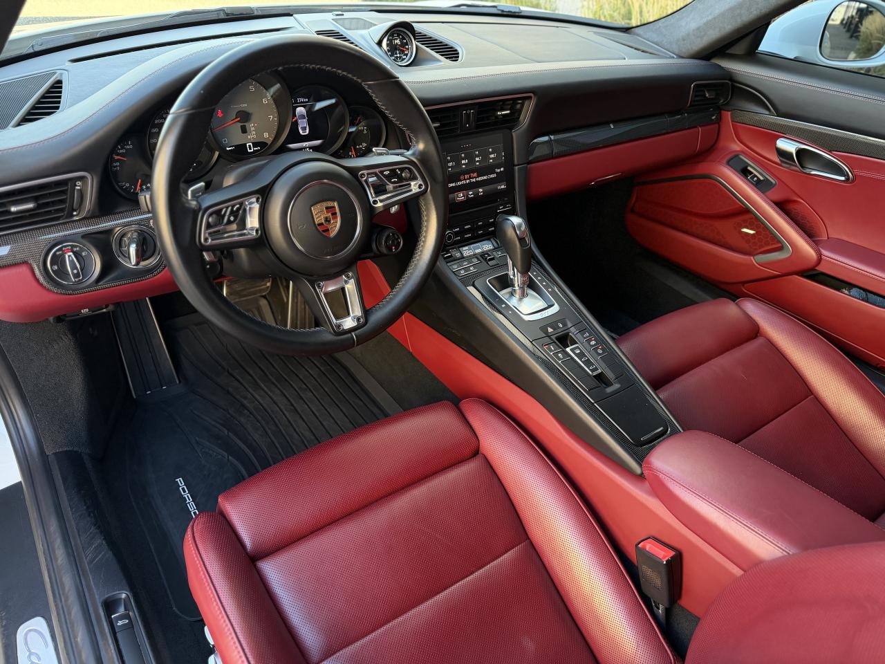 2017 Porsche 911 2dr Cpe Carrera 4S Photo