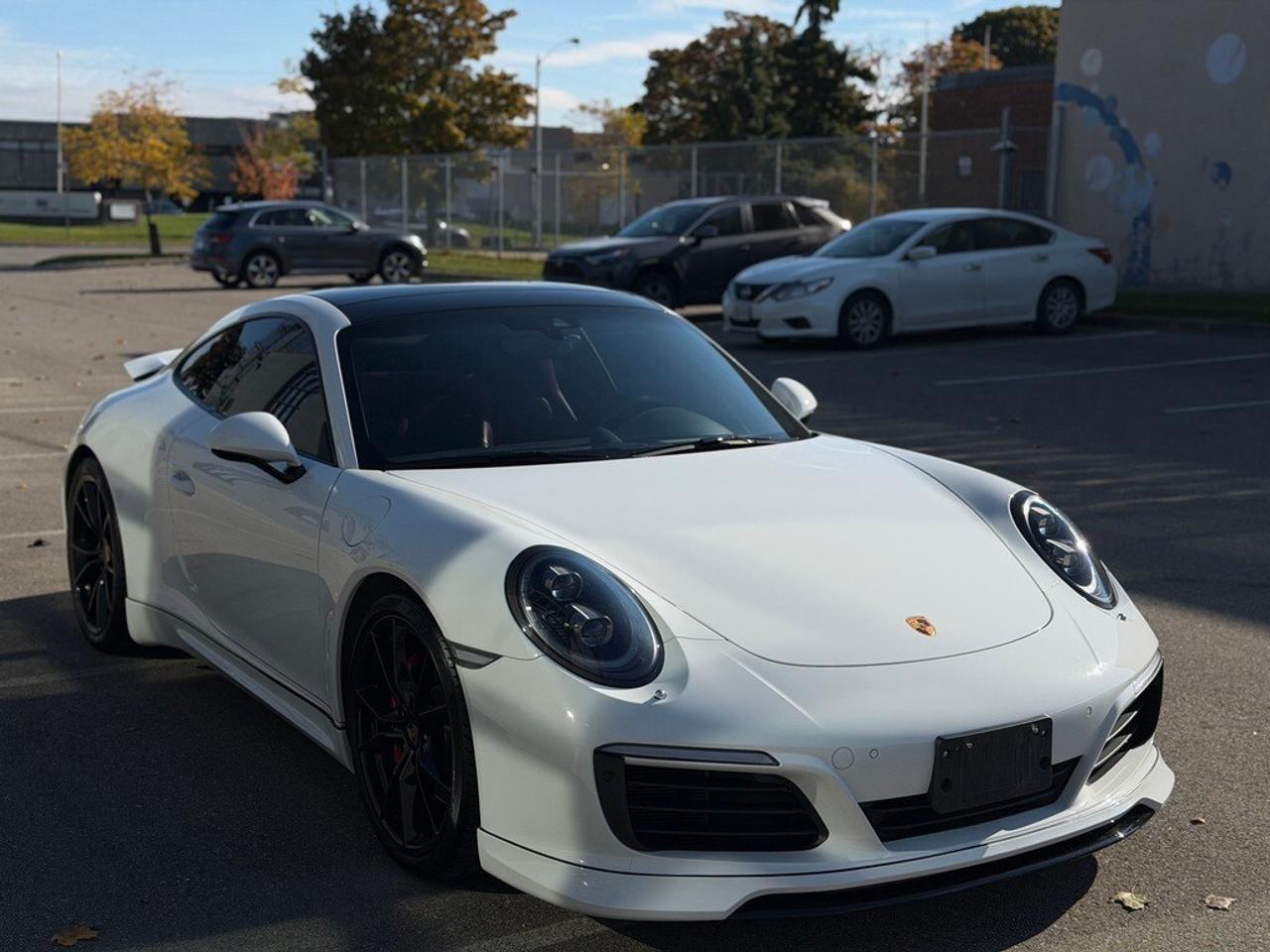 2017 Porsche 911 2dr Cpe Carrera 4S Photo