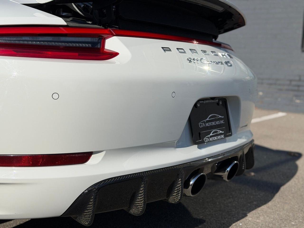 2017 Porsche 911 2dr Cpe Carrera 4S Photo