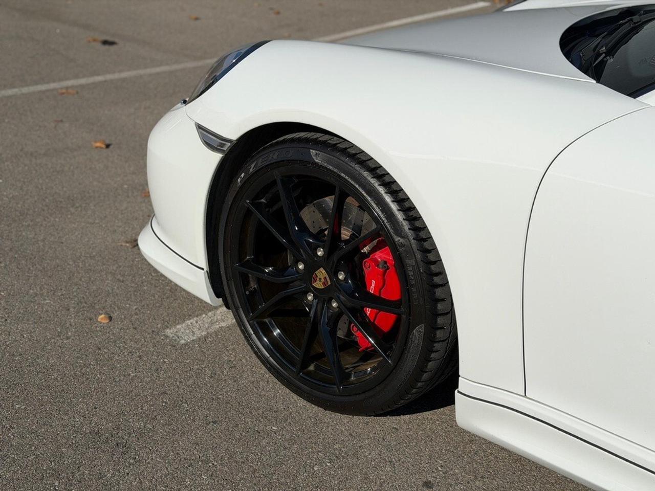 2017 Porsche 911 2dr Cpe Carrera 4S Photo