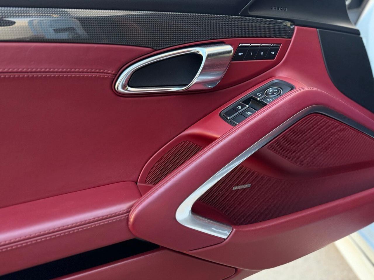 2017 Porsche 911 2dr Cpe Carrera 4S Photo