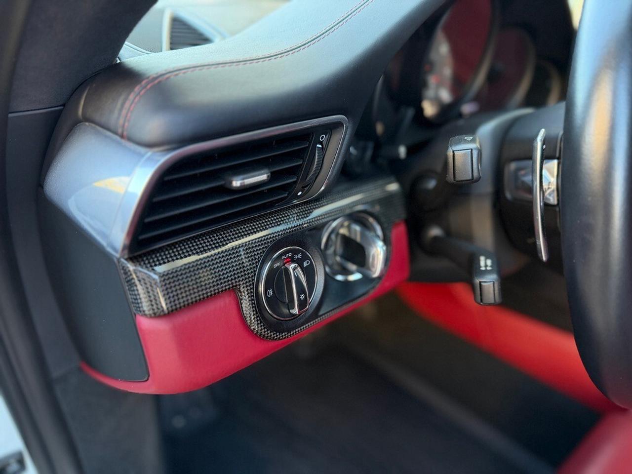 2017 Porsche 911 2dr Cpe Carrera 4S Photo