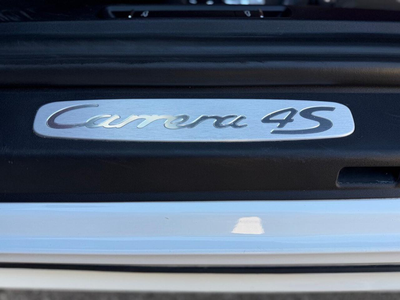 2017 Porsche 911 2dr Cpe Carrera 4S Photo