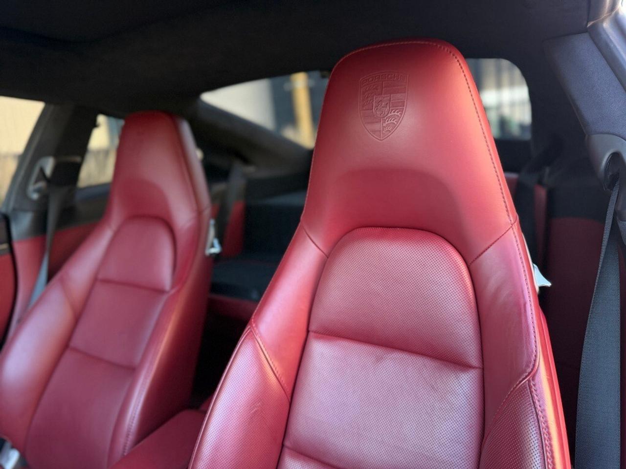 2017 Porsche 911 2dr Cpe Carrera 4S Photo