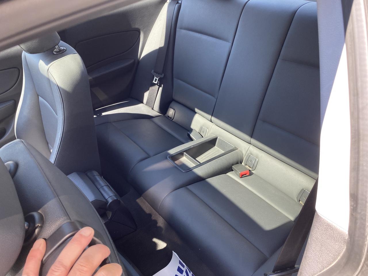 2009 BMW 1 Series 2dr Cpe 128i Photo