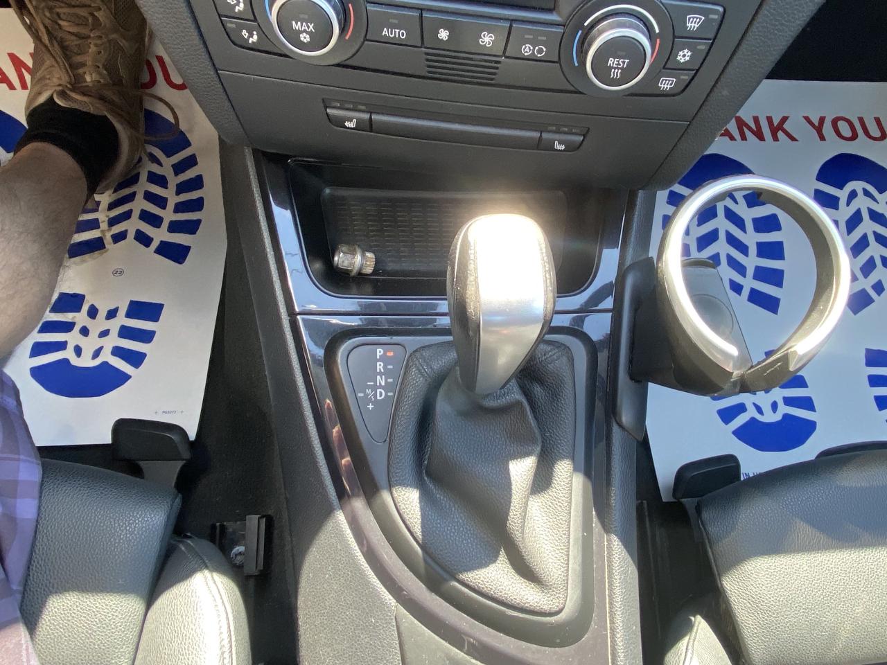 2009 BMW 1 Series 2dr Cpe 128i Photo