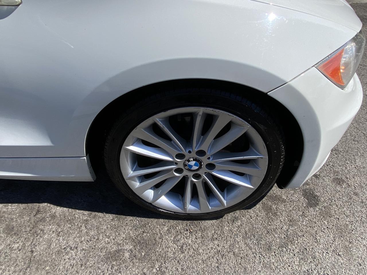 2009 BMW 1 Series 2dr Cpe 128i Photo