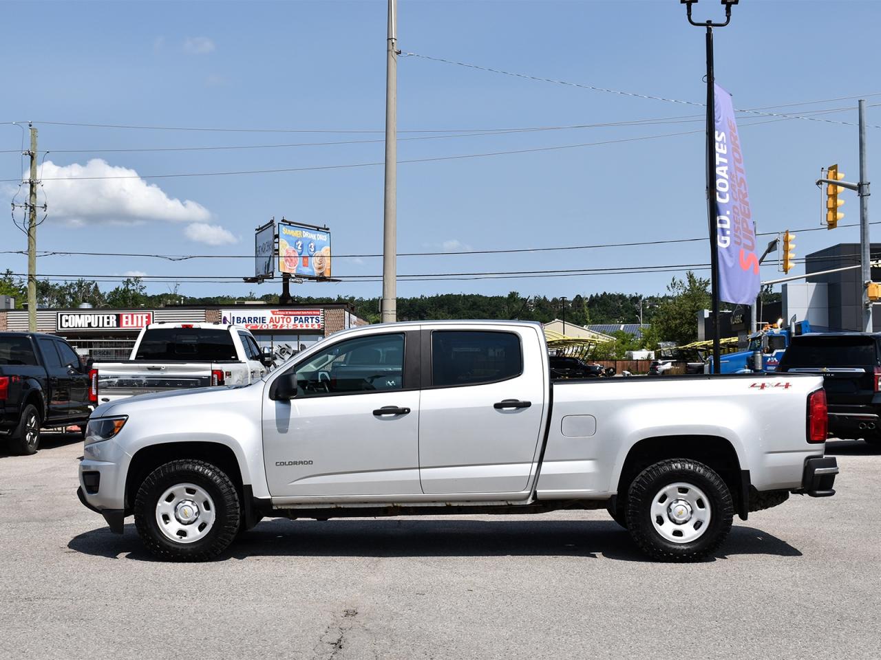2020 Chevrolet Colorado WT Crew Cab 4x4 ~V6 ~Bluetooth ~Backup Camera Photo3