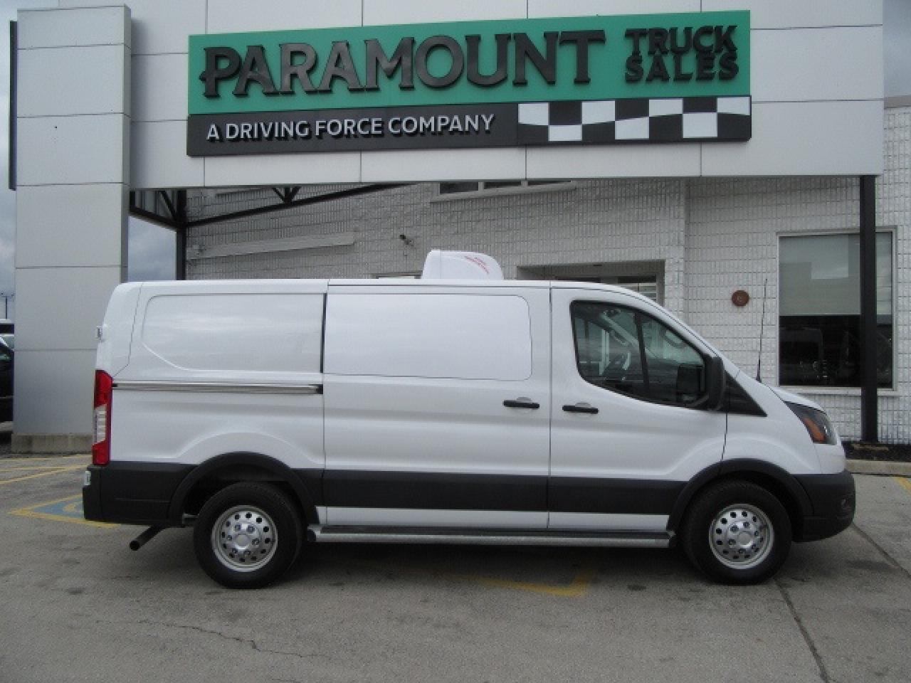 2023 Ford Transit Cargo Van T-250 ALL WHEEL DRIVE NEW LOW TEMP REEFER SYSTEM Photo