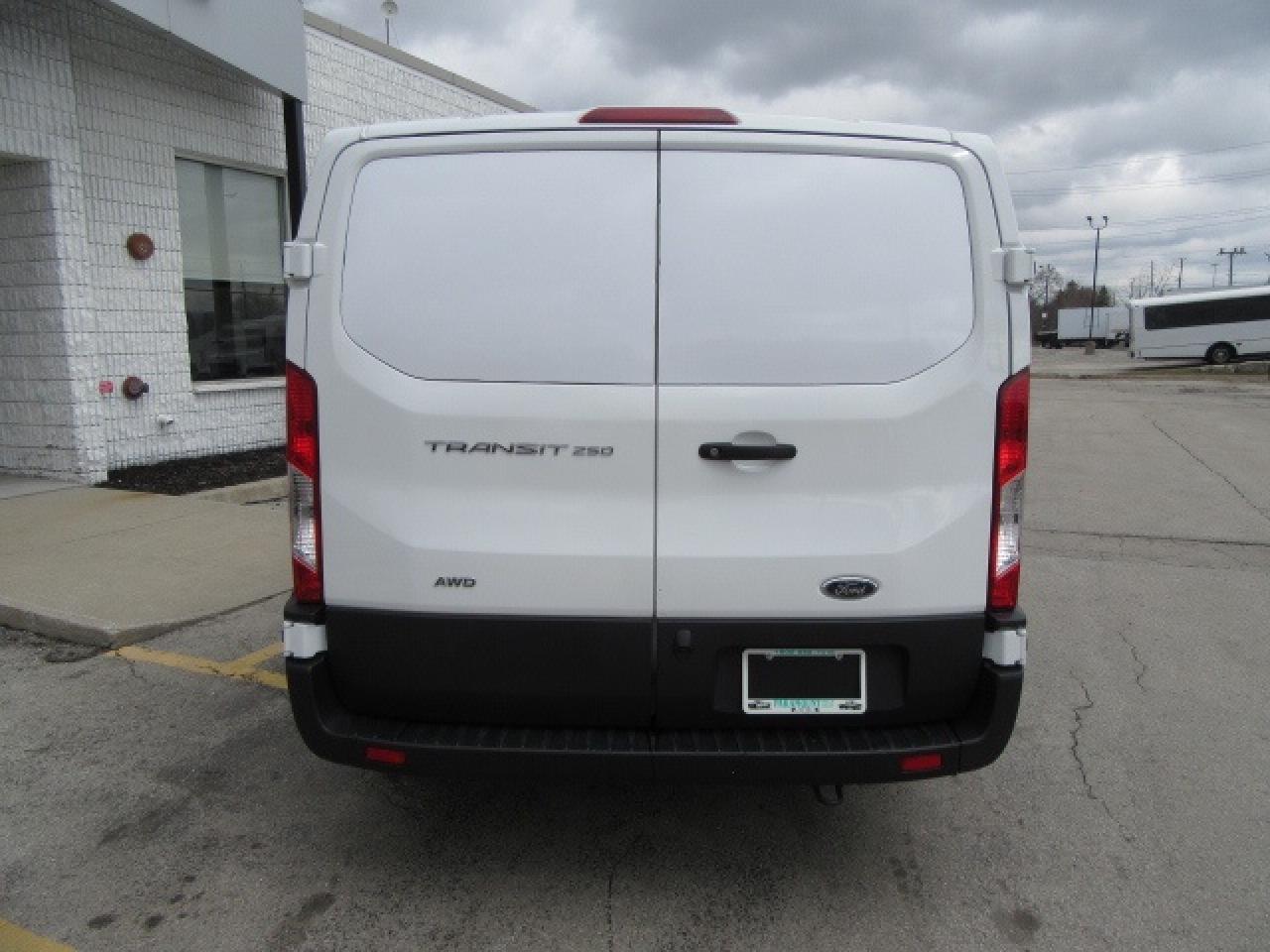 2023 Ford Transit Cargo Van T-250 ALL WHEEL DRIVE NEW LOW TEMP REEFER SYSTEM Photo