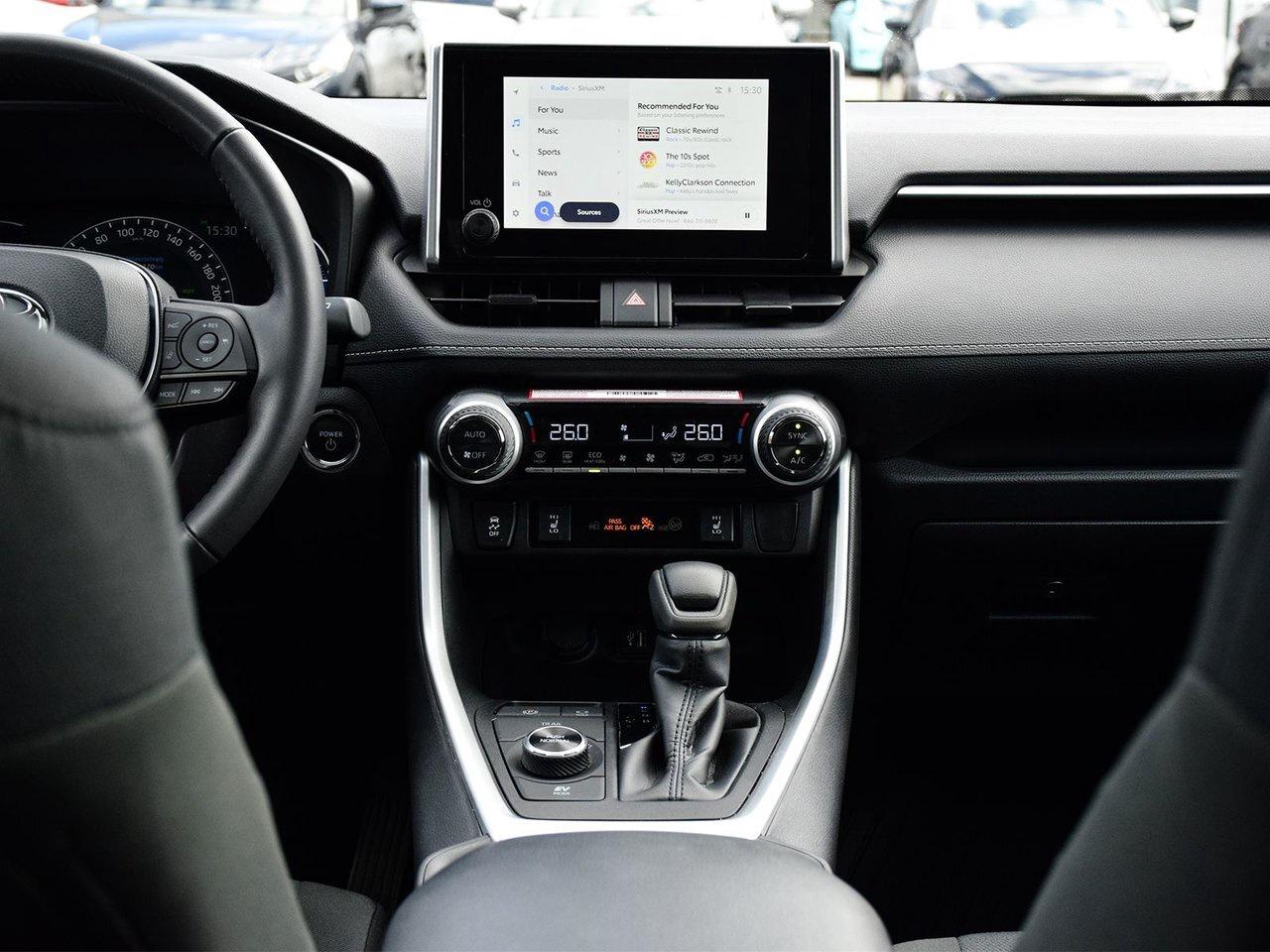 2025 Toyota RAV4 Hybrid XLE Finance Discount $1500 Applied Photo