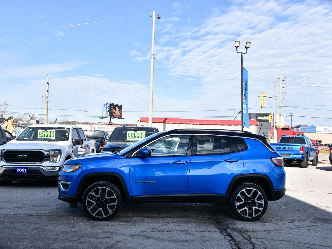 2018 Jeep Compass Limited 4x4 ~Nav ~Heated Leather ~Bluetooth ~Cam Photo3