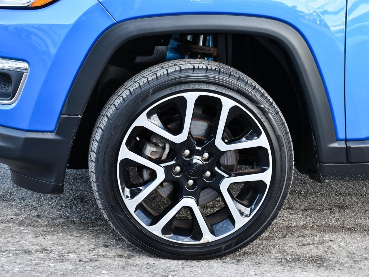 2018 Jeep Compass Limited 4x4 ~Nav ~Heated Leather ~Bluetooth ~Cam Photo