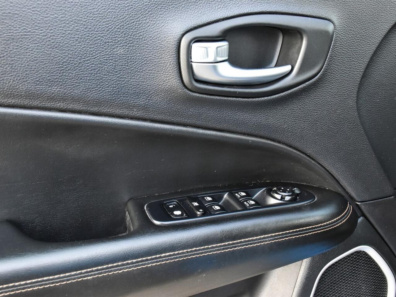 2018 Jeep Compass Limited 4x4 ~Nav ~Heated Leather ~Bluetooth ~Cam Photo