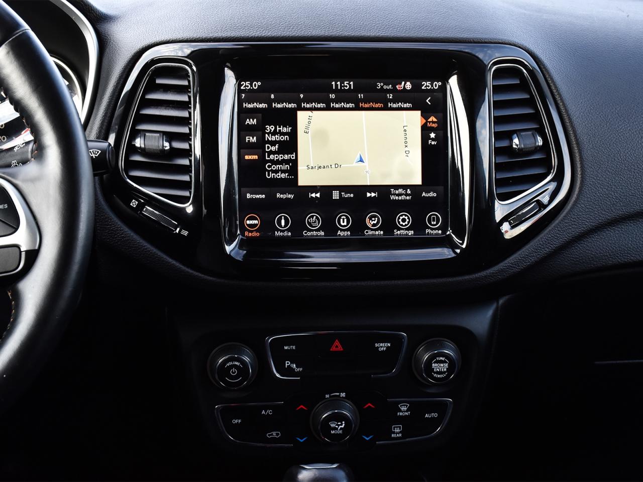 2018 Jeep Compass Limited 4x4 ~Nav ~Heated Leather ~Bluetooth ~Cam Photo